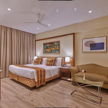 Regent Hotel Andheri Mumbai Exterior photo